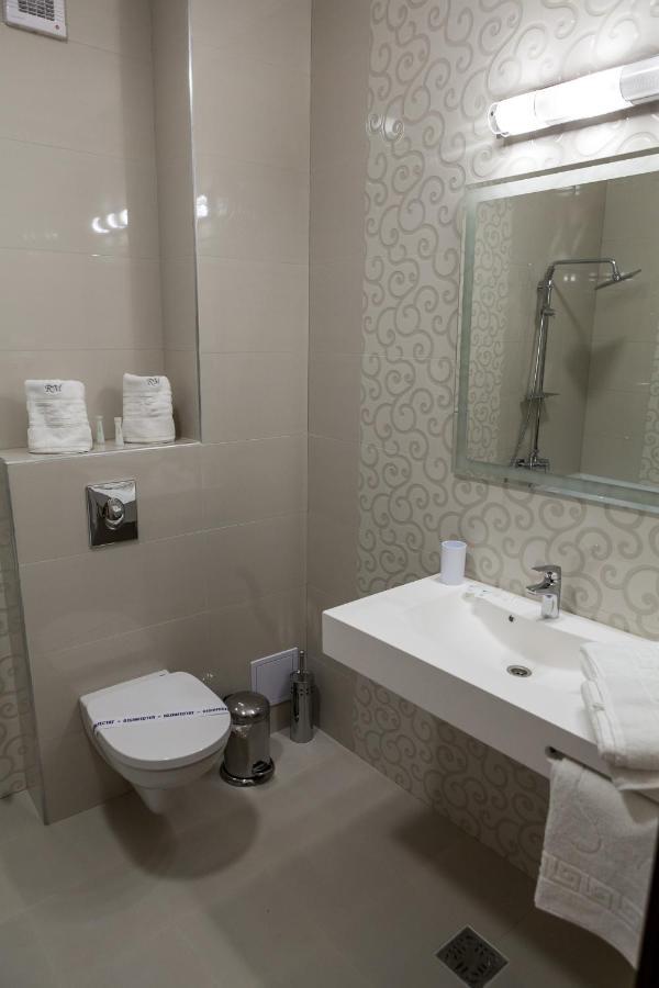 Regal Marine Hotel Западен Ефорие Екстериор снимка