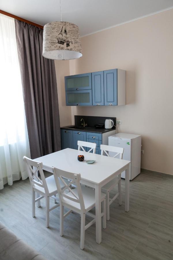 Regal Marine Hotel Западен Ефорие Екстериор снимка