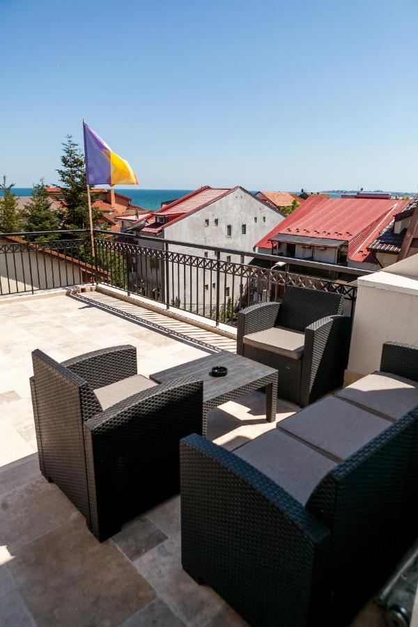 Regal Marine Hotel Западен Ефорие Екстериор снимка