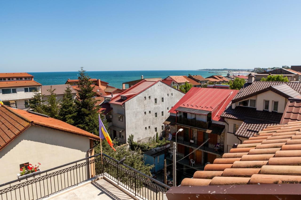 Regal Marine Hotel Западен Ефорие Екстериор снимка